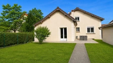 CLAYE SOUILLY - Maison de 6 pièces avec garage pour 2 véhicules, remise, atelier et cave - Parcelle de 770m²