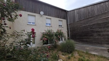 TROUSSEY -Maison de village - 5 pièces avec grand séjour, 3 chambres, garage et jardin