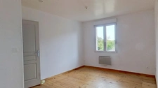 TROUSSEY -Maison de village - 5 pièces avec grand séjour, 3 chambres, garage et jardin