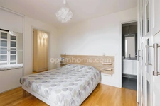 MAISONS ALFORT - Appartement de 97m² avec 3 chambres, 2 balcons, parking et cave