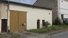TROUSSEY -Maison de village - 5 pièces avec grand séjour, 3 chambres, garage et jardin
