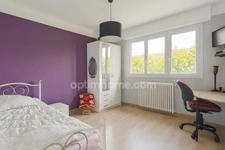 ROSNY sous BOIS - Plateau d'Avron - Maison "8 pièces" d'environ 180 m² sur une parcelle de 650m² close et arborée