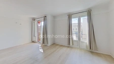 Gare RER "Le Raincy - Villemomble - Montfermeil" - Appartement à rénover de 3 pièces avec balcon et cave