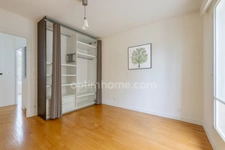 LEVALLOIS PERRET – Rue Rivay – Appartement lumineux de "3 pièces"- 55 m² avec cave