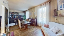 MAISONS ALFORT - République / Jouet - Duplex familial traversant de 5 pièces avec 2 caves