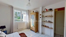 CLAYE SOUILLY - Maison de 6 pièces avec garage pour 2 véhicules, remise, atelier et cave - Parcelle de 770m²