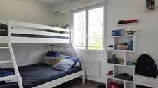 NOISEAU- Proche Coulée Verte - Maison contemporaine de 145 m² - 5 chambres avec sous-sol total sur un terrain de 704 m² 