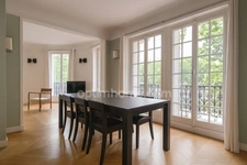 PEREIRE - Appartement familial de caractère avec cachet de l'ancien– 5 pièces - lumineux et traversant – PARIS 17° à 200m de la place Pereire