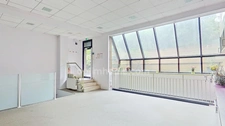 PARIS   20° Arr. - Local/bureau à vendre de 235m² en souplex calme et agréable