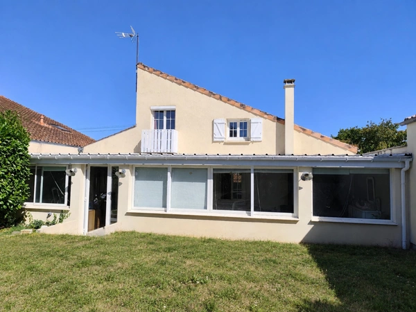 Maison à vendre 5 pièces L'ISLE D'ESPAGNAC (16)