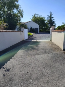 Maison à vendre 5 pièces RUELLE SUR TOUVRE (16)
