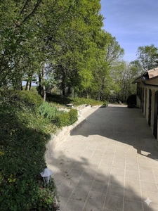 Maison à vendre 7 pièces VOEUIL ET GIGET (16)