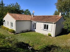 Maison à vendre 5 pièces RUELLE SUR TOUVRE (16)
