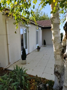Maison à vendre 5 pièces RUELLE SUR TOUVRE (16)