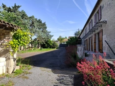 Maison à vendre 7 pièces HIERSAC (16)