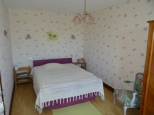 Maison à vendre 8 pièces HIERSAC (16)