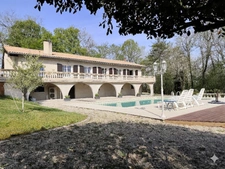 Maison à vendre 7 pièces VOEUIL ET GIGET (16)