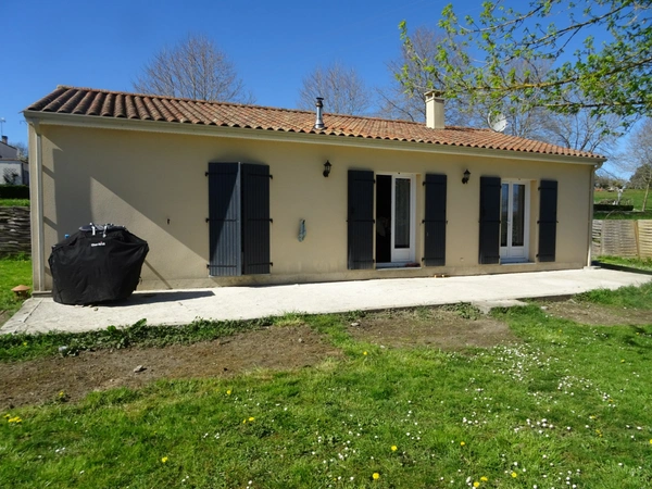 Maison à vendre 4 pièces GRASSAC (16)