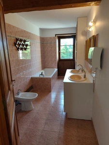 Maison à vendre 7 pièces HIERSAC (16)
