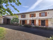 Maison à vendre 7 pièces HIERSAC (16)