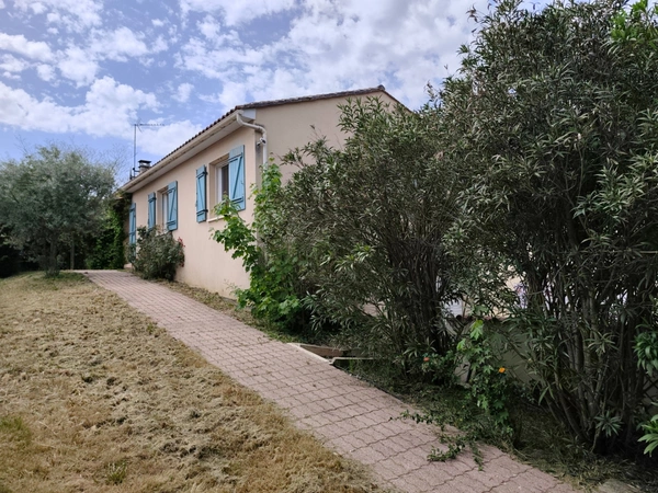 Maison à vendre 4 pièces SAINT MICHEL (16)