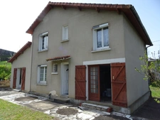 Dpt Charente (16), à vendre SAINT YRIEIX SUR CHARENTE maison P6 de 116,74 m² - Terrain de 2 627,00 m² 