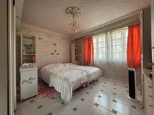 Maison mansard avec jardin paysager de près de 1000 m2  MONTGERON (91)