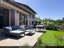 CALUIRE-ET-CUIRE Cœur Vassieux - Maison 4 pièces et spacieux double garage et espace rangement - Terrain plat 770 M²  piscinable