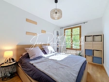 Tassin-la-Demi-Lune - Appartement 2 pièces de 48 m² avec balcon, parking privatif et cave - résidence sécurisée récente