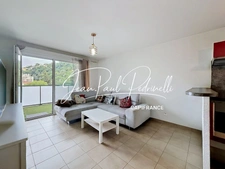 Nice Madeleine  - Universités Carlone  et Trotabas - 2 km des plages - Appartement 2 pièces env 40 m² balcon - parking privatif 