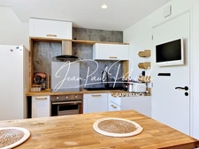 SAINT-RAPHAËL,  Duplex 3 pièces 59 m² total,  meublé et équipé parking privatif et climatisation - DPE C