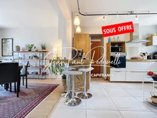 Villa familiale avec piscine 148m2 (133 m² habitable), 5 chambres, garage de 30 m², terrain 570 m² - Saint-Genis-Laval 15 minutes de Lyon 