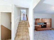 CALUIRE-ET-CUIRE – Cœur Vassieux – Villa 216 m² (101 m² Carrez et 115 m² Hors Carrez) - Terrain 770 M²  piscinable 