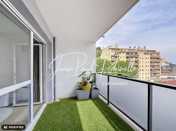 Nice proche Universités - 2 pièces env 40 m²avec balcon et parking privatif en sous-sol