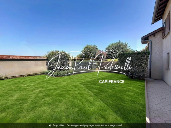 CALUIRE-ET-CUIRE - Vassieux – Villa 101 m² habitables + 115 m² Hors Carrez (double garage et espace rangement) - Terrain 770 M²  piscinable 