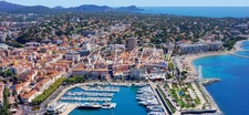 SAINT-RAPHAËL,  Duplex 3 pièces 59 m² total,  meublé et équipé parking privatif et climatisation - DPE C