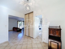 CALUIRE-ET-CUIRE – Cœur Vassieux – Villa 216 m² (101 m² Carrez et 115 m² Hors Carrez) - Terrain 770 M²  piscinable 