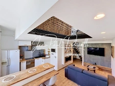 SAINT-RAPHAËL,  Duplex 3 pièces 59 m² total,  meublé et équipé parking privatif et climatisation - DPE C