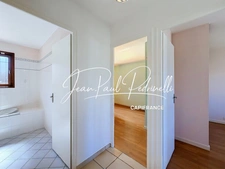  CALUIRE-ET-CUIRE Cœur Vassieux résidentiel - Maison 4 pièces, double garage 54 m², spacieux espace rangement cave , terrain plat 771 M² 