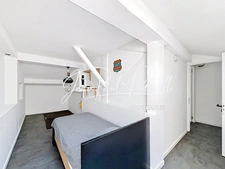 SAINT-RAPHAËL,  Duplex 3 pièces 59 m² total,  meublé et équipé parking privatif et climatisation - DPE C