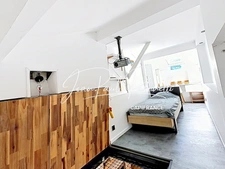SAINT-RAPHAËL,  Duplex 3 pièces 59 m² total,  meublé et équipé parking privatif et climatisation - DPE C