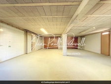  CALUIRE-ET-CUIRE Cœur Vassieux résidentiel - Maison 4 pièces, double garage 54 m², spacieux espace rangement cave , terrain plat 771 M² 