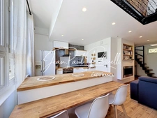 SAINT-RAPHAËL,  Duplex 3 pièces 59 m² total,  meublé et équipé parking privatif et climatisation - DPE C
