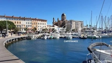 SAINT-RAPHAËL, 3-room duplex apartment, 59 m² total, furnished and equipped, private parking and air conditioning - Energy Performance Certificate C
