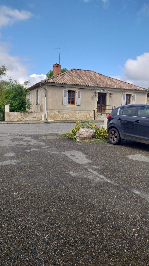 Maison de village avec dépendance FAGET ABBATIAL (32)
