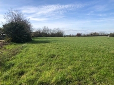 Terrain 10 045,00 m², dont 2564 m² constructibles sur  SAINT PHILBERT DE GRAND LIEU (44)
