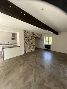 Propriété Moulin à 422 m² ROCHESERVIERE (85)
