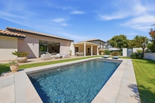 Maison contemporaine de 210 m² dans un domaine sécurisé à Saint-Clément-de-Rivière