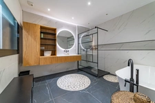 Architect-designed villa in the heart of a pine forest — Secure estate north of Montpellier