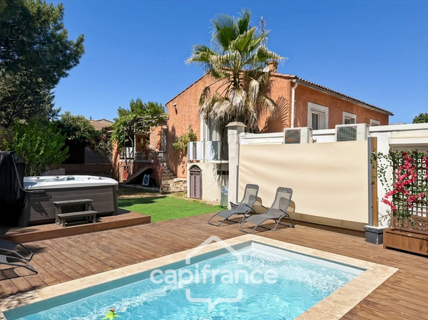 LE CRÈS – Maison familiale avec appartement indépendant, piscine et revenu locatif